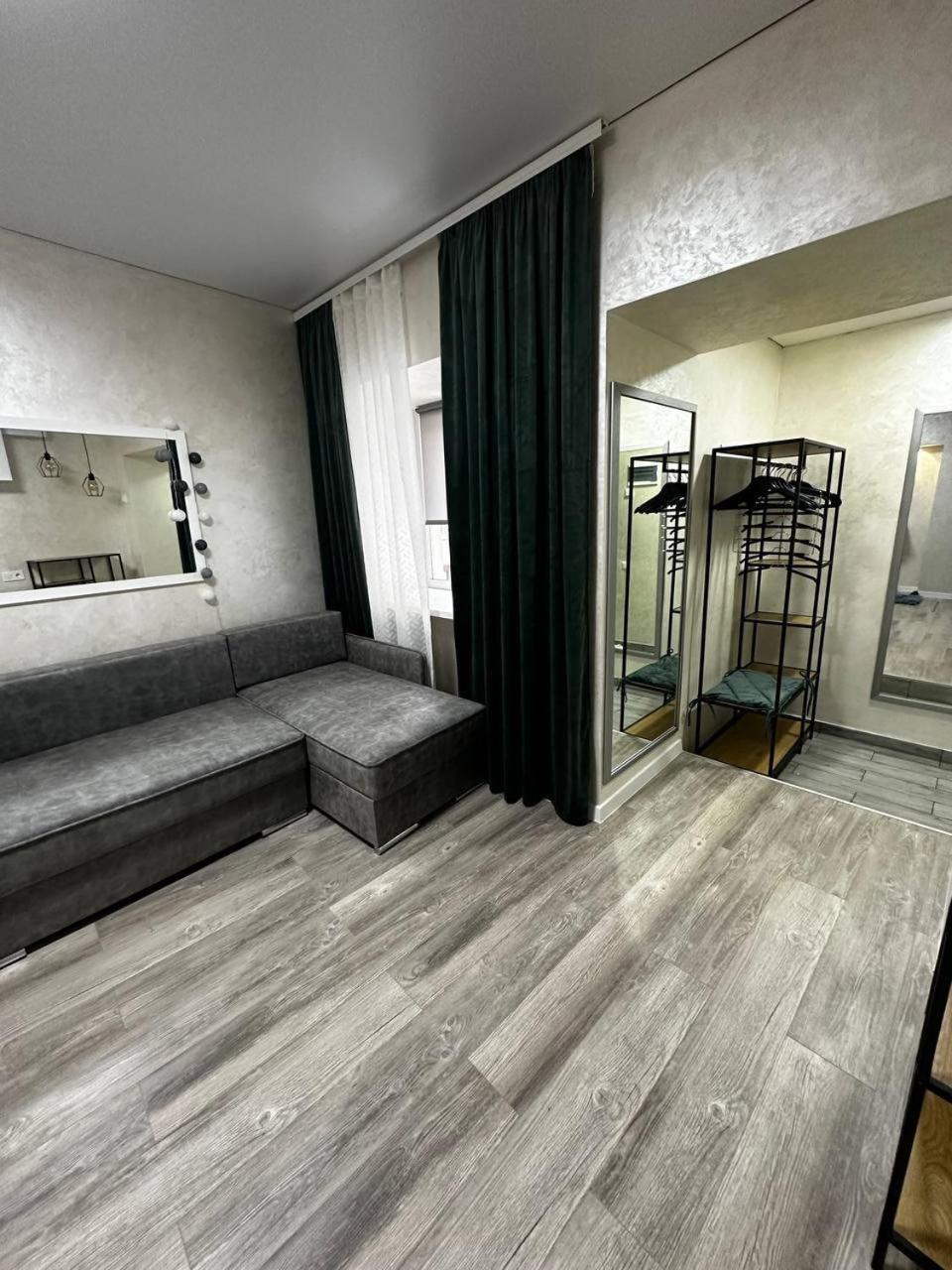 White Rooms On City Center Львів Екстер'єр фото